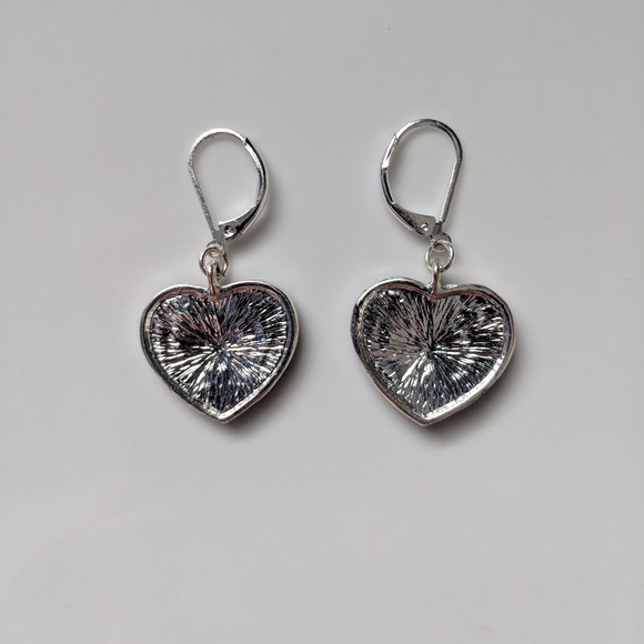 Cute silver and black pierced earings - Picture 2 of 2